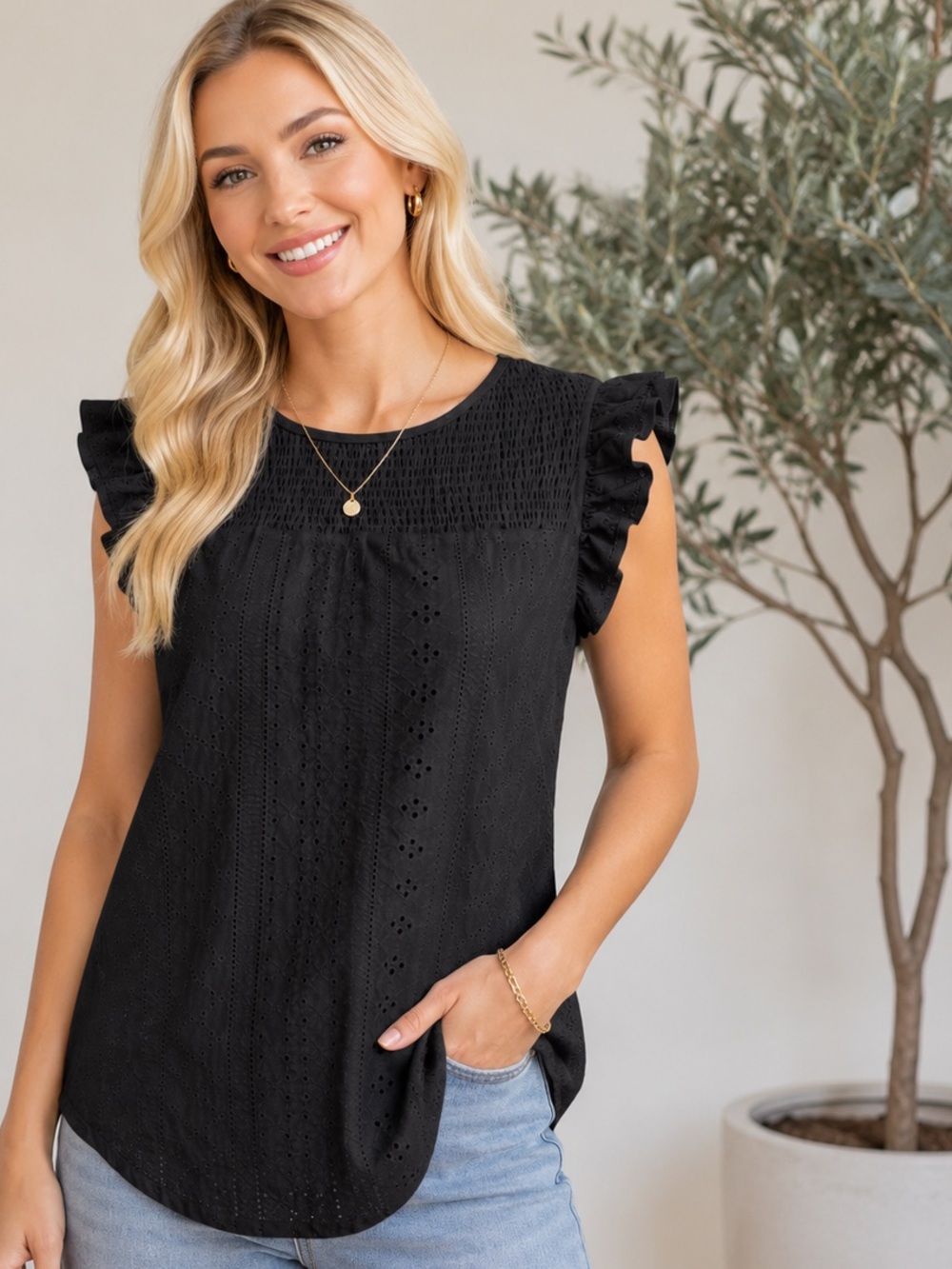Jescakoo Black Cap Sleeve Top - Small